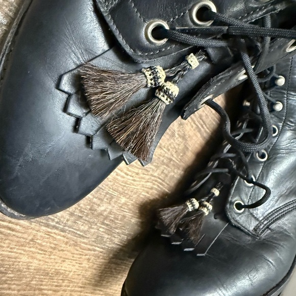 Larry Mahan 9.5 EUC minor wear Black Lace-Up Women's Boots- front tassel - Picture 12 of 16